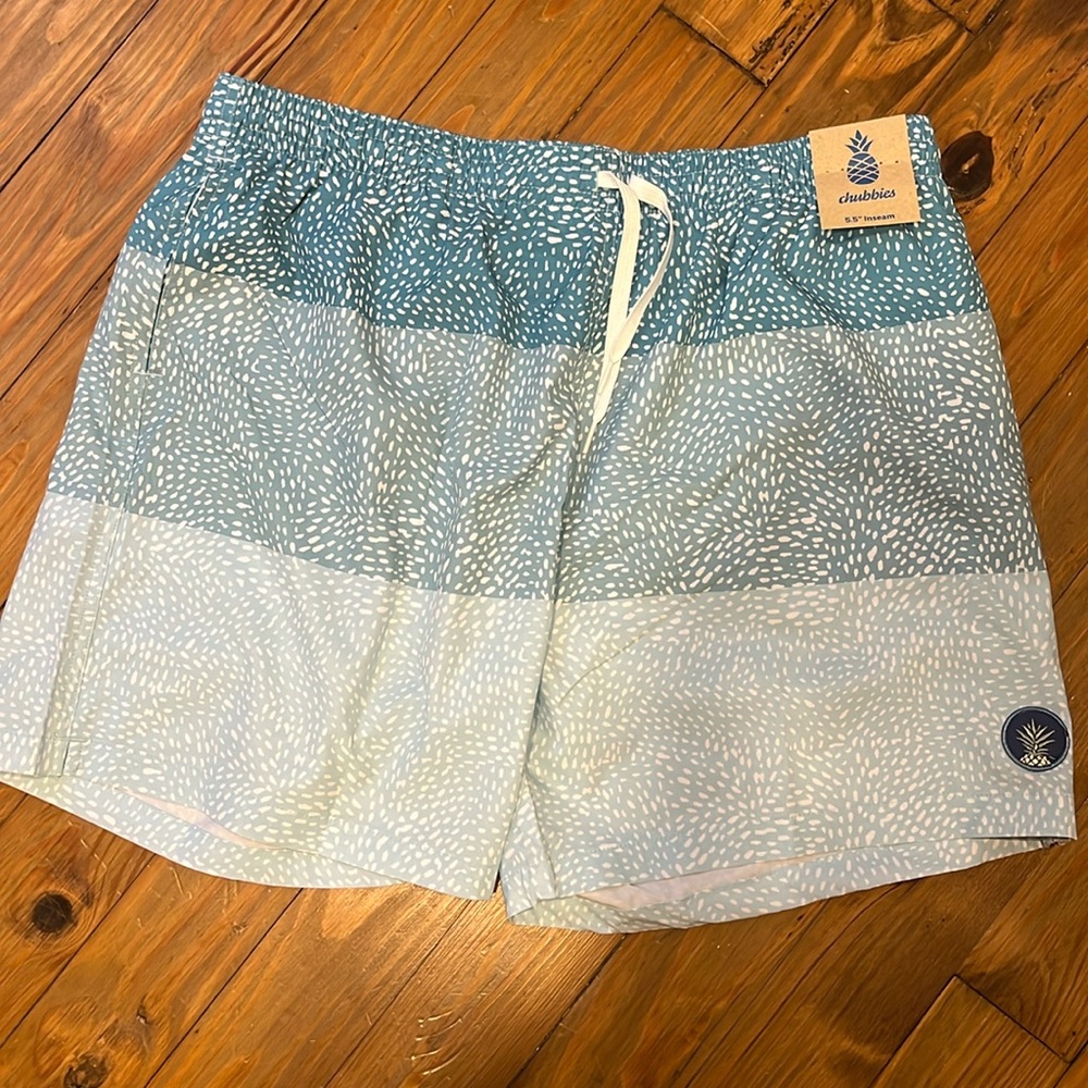 NWT Chubbies “The Whale Sharks” colorblock swim trunks XXL 5.5 inch inseam